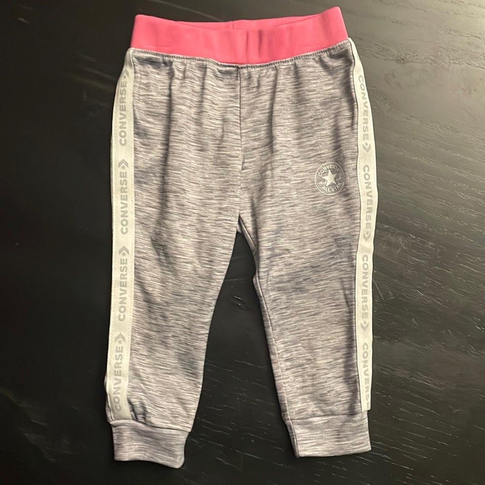 Converse sweatpants size 18M